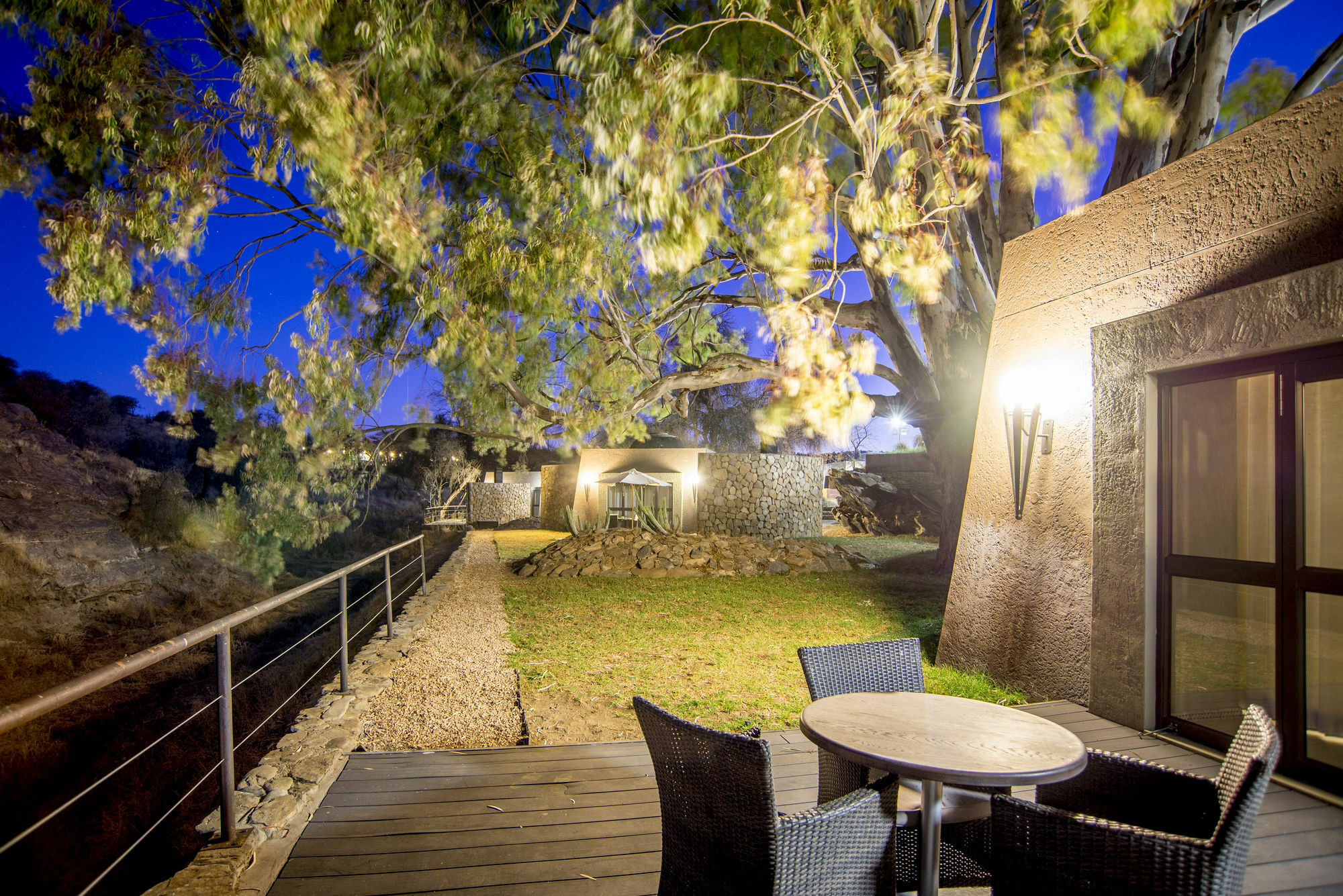 Hotel Sun Karros Daan Viljoen Windhoek Exterior foto
